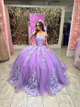 Ball Gown Girls Purple Quinceanera Dresses Lace Appliques Off the shouder